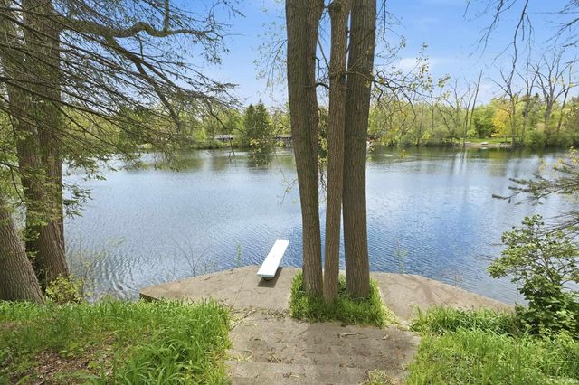 4 Pine Tree Road, Garrett, IN 46738