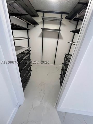 8650 SW 133rd Ave Rd 208, Miami, FL 33183