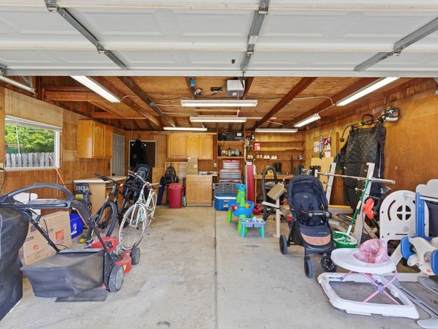 15637 Cox Street, Clinton Township, MI 48038