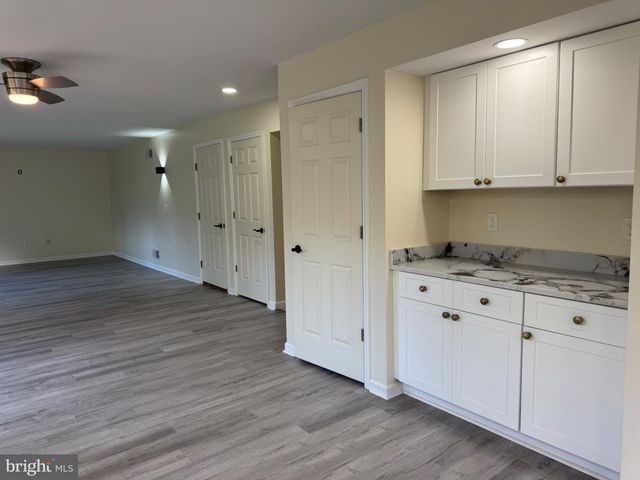 1199 ASHBOURNE DR, Reading, PA 19605