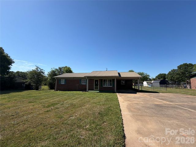 372 Ferry Road, Forest City, NC 28043