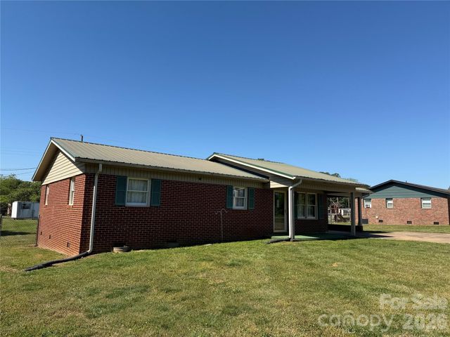 372 Ferry Road, Forest City, NC 28043