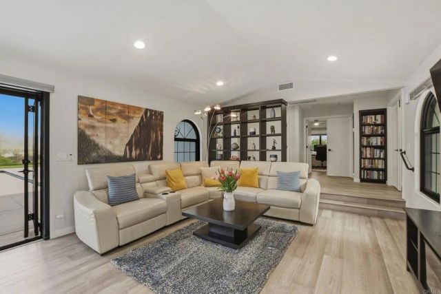 15647 Calistoga Drive, Ramona, CA 92065