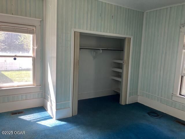 421 E McKinney Street, Neosho, MO 64850