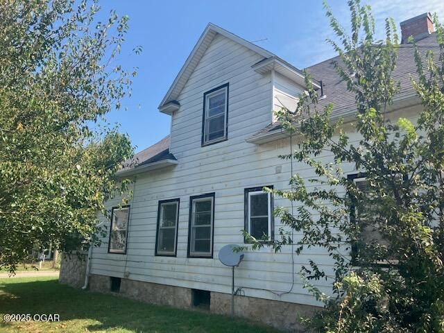 421 E McKinney Street, Neosho, MO 64850