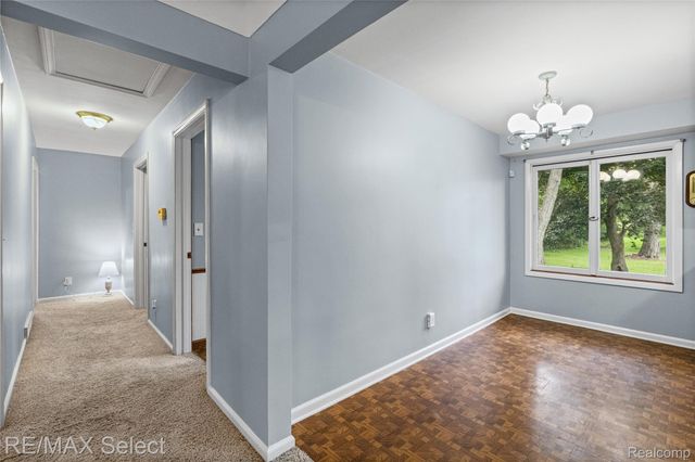 3323 E Carpenter Road, Genesee Charter Township, MI 48506