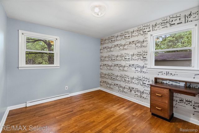 3323 E Carpenter Road, Genesee Charter Township, MI 48506