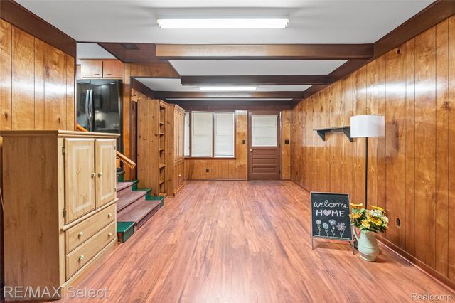 3323 E Carpenter Road, Genesee Charter Township, MI 48506