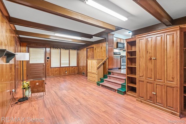 3323 E Carpenter Road, Genesee Charter Township, MI 48506