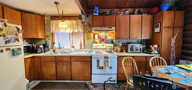 40 E Wood Lane, Shelton, WA 98584