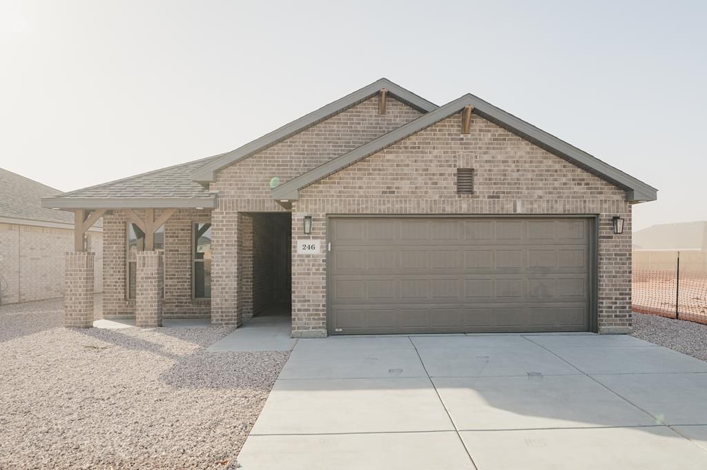 246 Trailblazer Ln, Odessa, TX 79765
