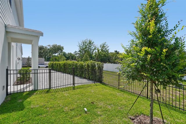 610 SILVER STREAM COURT, Brandon, FL 33511