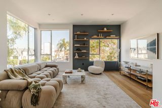 5036 W Pickford Street, Los Angeles, CA 90019