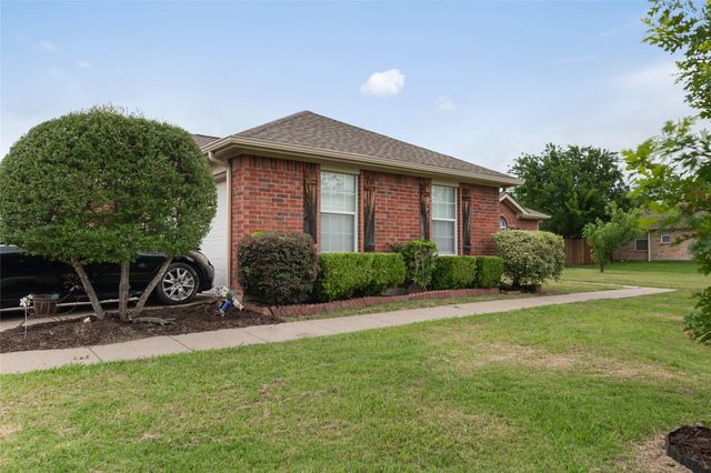 105 Margaret Street, Fate, TX 75189