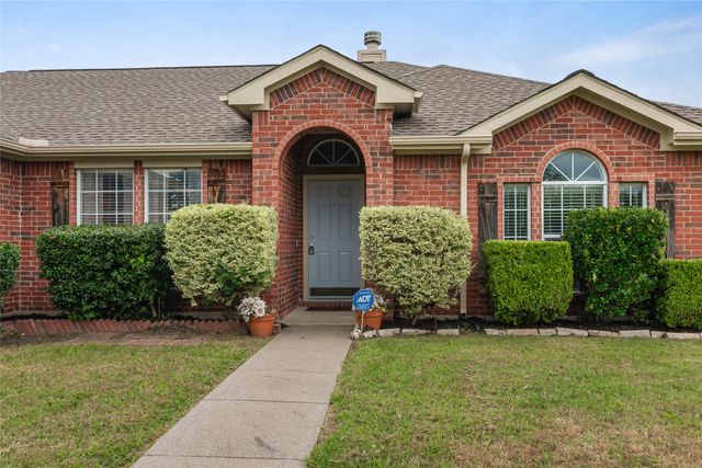105 Margaret Street, Fate, TX 75189