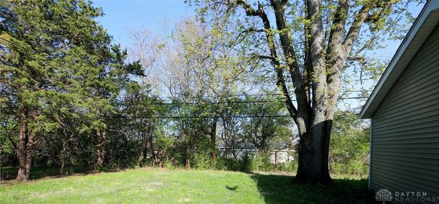 1302 Stuben Drive, Trotwood, OH 45417