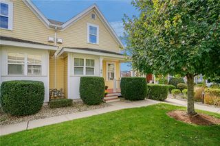 38 Greene Street 9A, East Greenwich, RI 02818