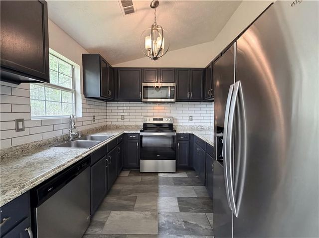 835 Sinclair Way, Jonesboro, GA 30238