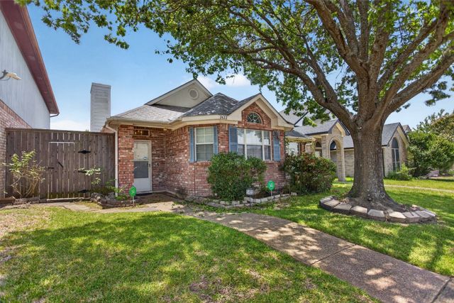 2422 Weatherby Drive, Mesquite, TX 75181
