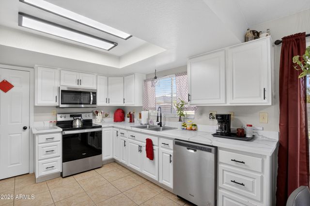 10199 W FERNANDO Drive, Arizona City, AZ 85123