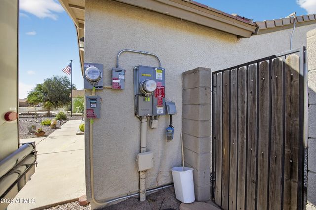 10199 W FERNANDO Drive, Arizona City, AZ 85123