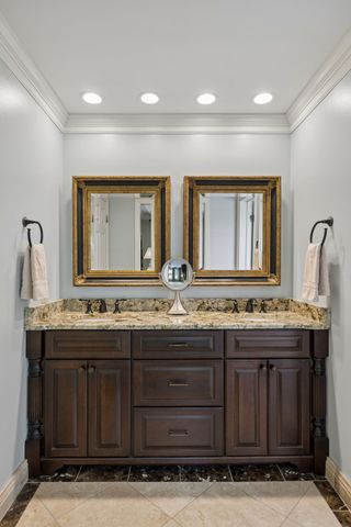 8136 Moores Ln, Brentwood, TN 37027