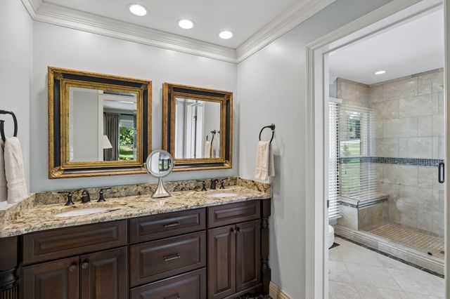 8136 Moores Ln, Brentwood, TN 37027