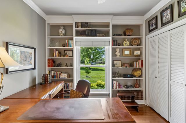 8136 Moores Ln, Brentwood, TN 37027