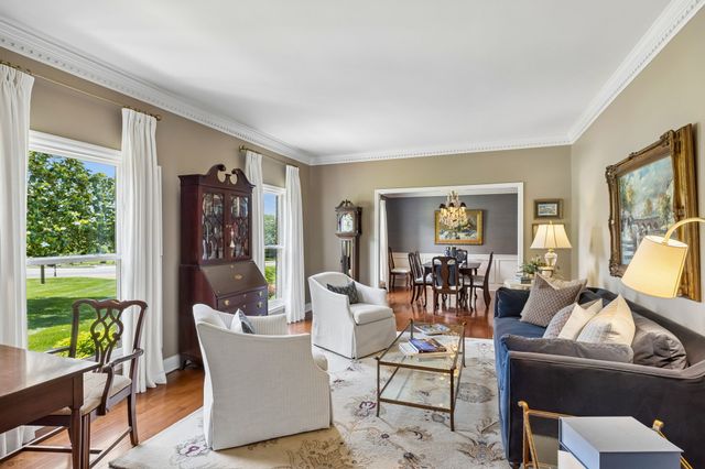 8136 Moores Ln, Brentwood, TN 37027