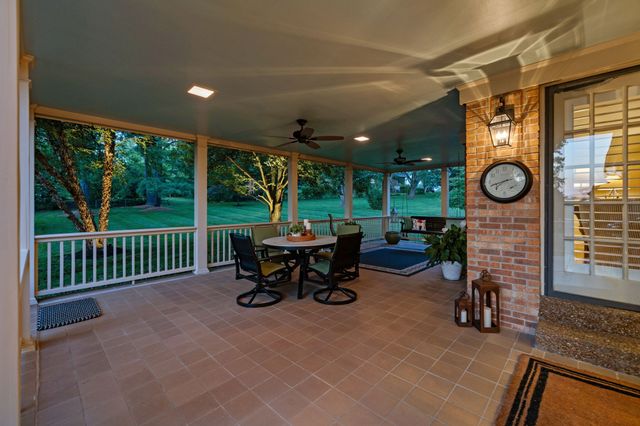 8136 Moores Ln, Brentwood, TN 37027