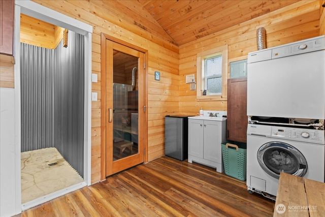 219 Bremgartner Road, Winlock, WA 98596