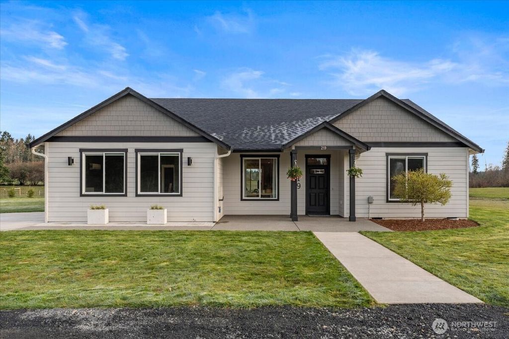 219 Bremgartner Road, Winlock, WA 98596