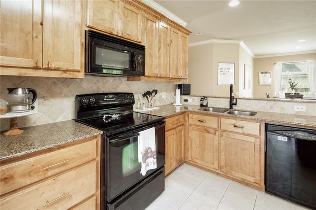 803 Emerald Dove Avenue, College Station, TX 77845