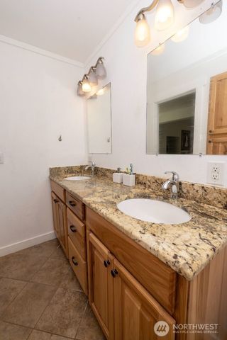 16704 3rd Drive SE, Bothell, WA 98012