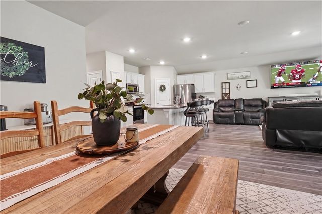 2309 N Heritage Ranch Drive, Siloam Springs, AR 72761