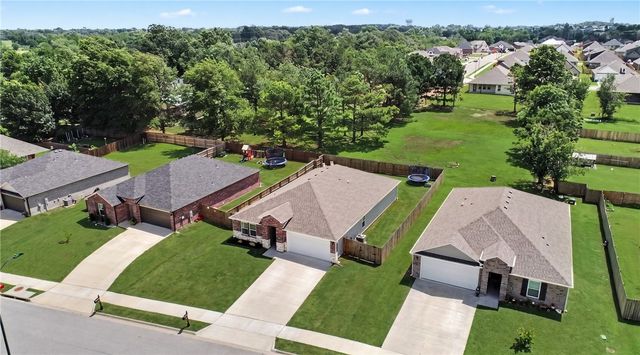 2309 N Heritage Ranch Drive, Siloam Springs, AR 72761