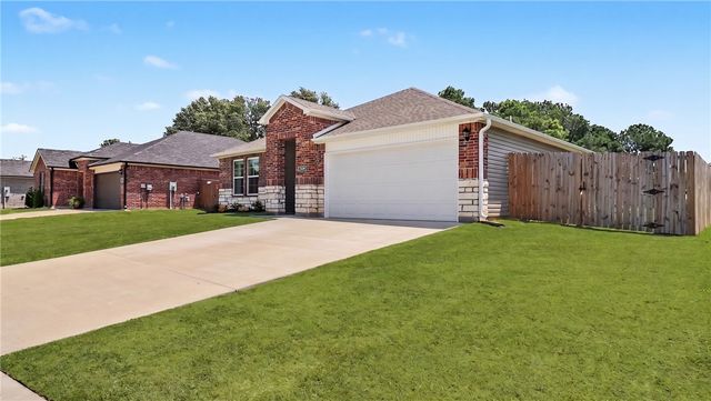 2309 N Heritage Ranch Drive, Siloam Springs, AR 72761