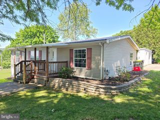 146 N REAMSTOWN RD, Stevens, PA 17578