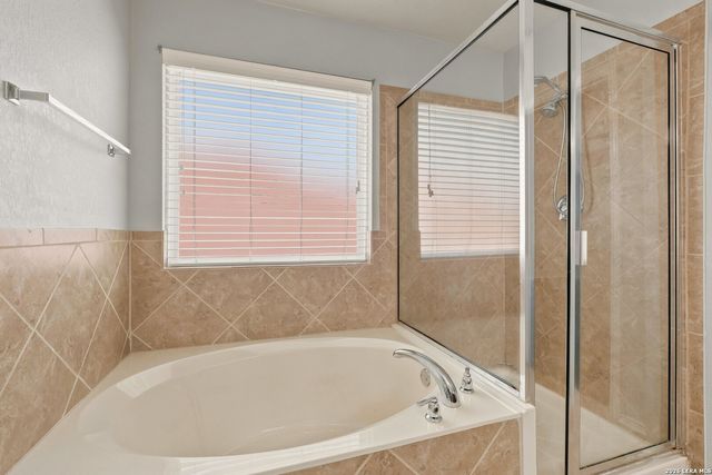 11632 Sweet Pea Run, San Antonio, TX 78245
