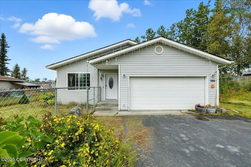 386 W Corral Avenue, Soldotna, AK 99669