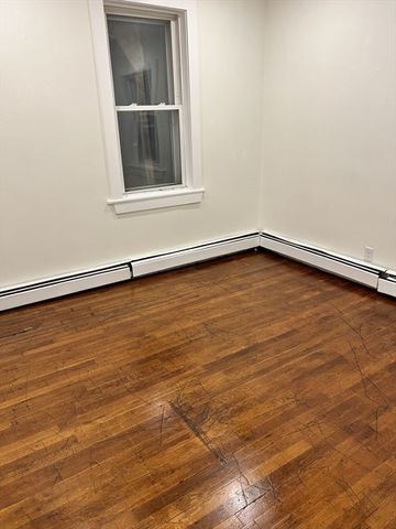 49R Siren 1, Winthrop, MA 02152