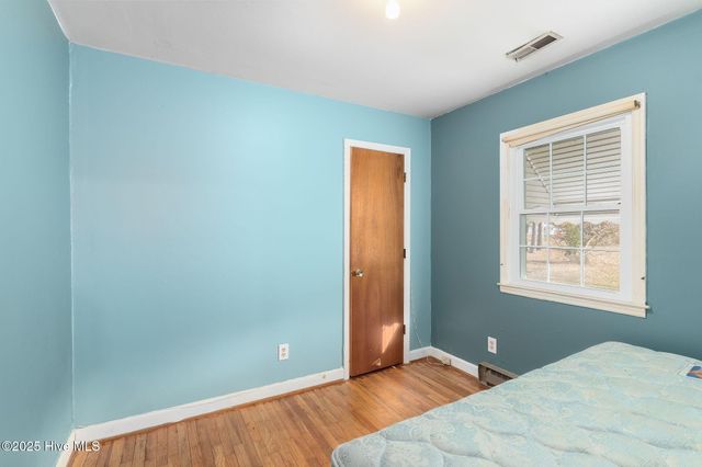 2388 N Highway 101, Beaufort, NC 28516