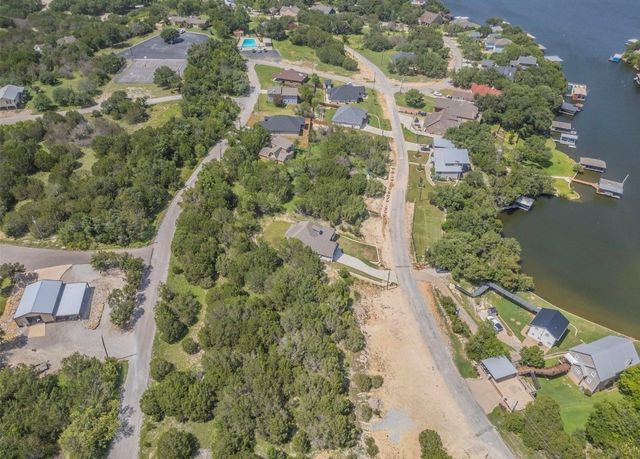 4809 Elizabeth St, Granbury, TX 76048