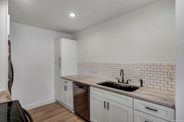 12022 Stoney Bridge, San Antonio, TX 78247