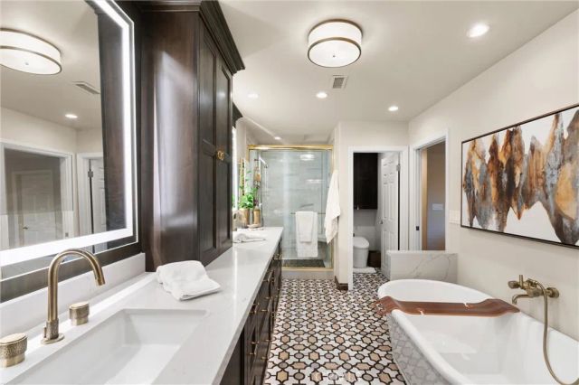 2065 Phalarope Court, Costa Mesa, CA 92626