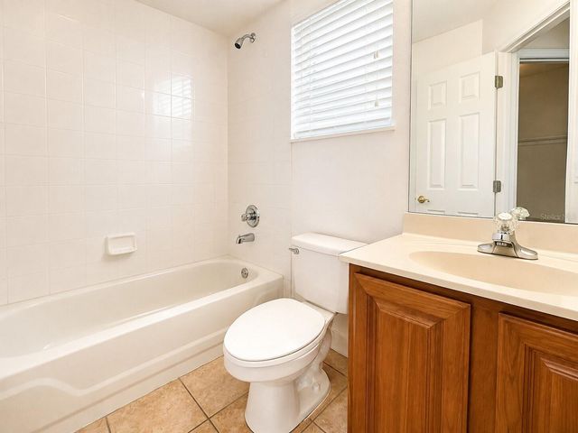 8650 TARA OAKS COURT, Orlando, FL 32836