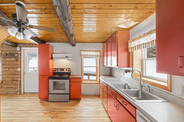 333 Chamberlain Road, Canaan, VT 05903