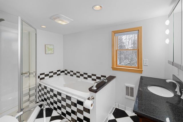 333 Chamberlain Road, Canaan, VT 05903