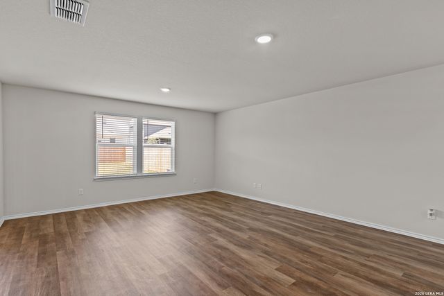 8228 SMITHERS AVENUE, San Antonio, TX 78252