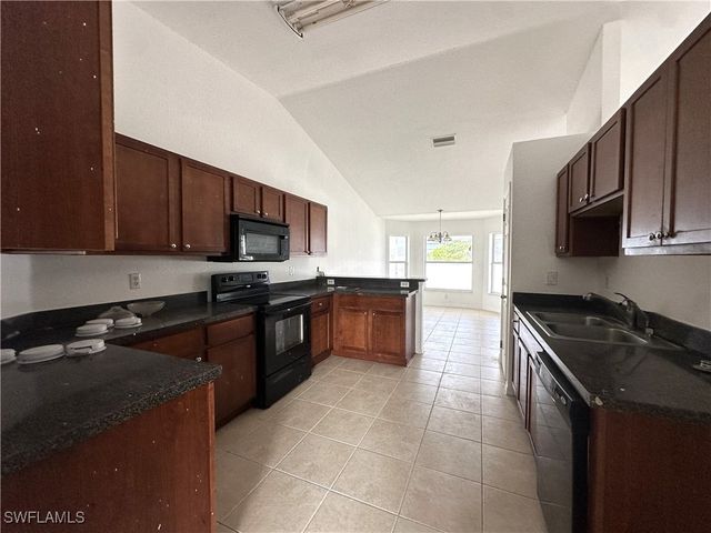 331 NE 23rd ST, Cape Coral, FL 33909